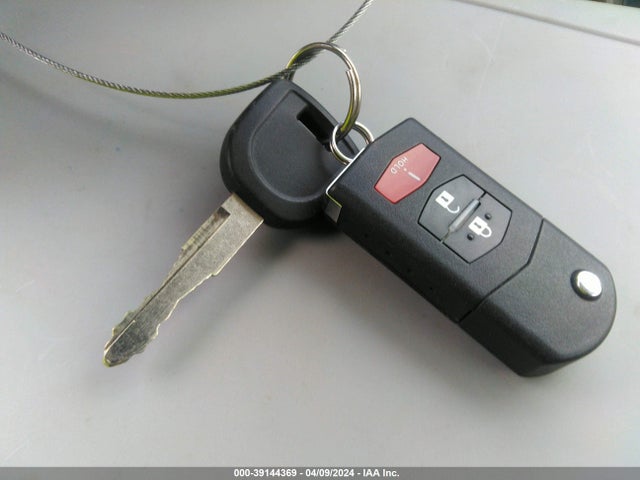 39144369 :رقم المزاد ، JM3ER4W37A0314564 vin ، 2010 Mazda Cx-7 S Touring مزاد بيع