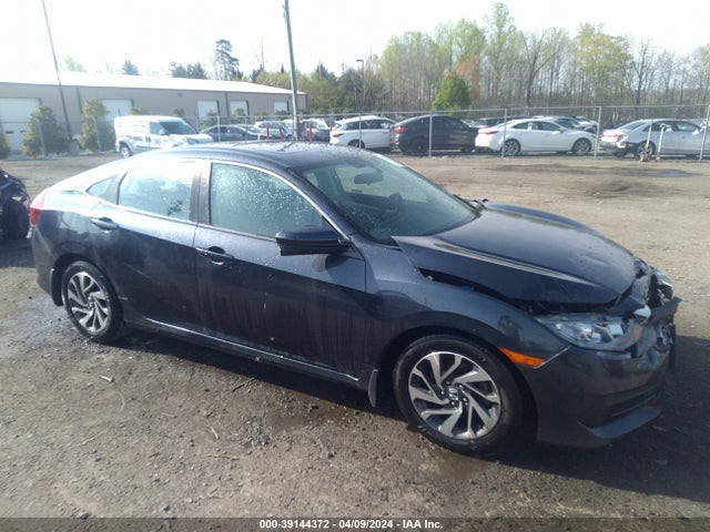 Honda CIVIC EX 2018 2HGFC2F76JH564364 zdjęcie główne