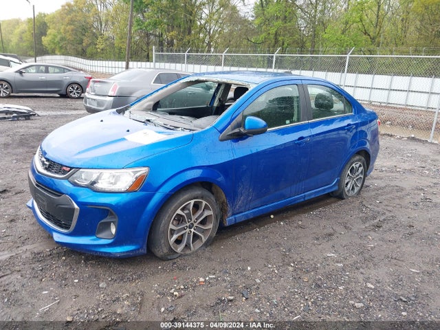 Chevrolet Sonic Lt Auto 2019 1G1JD5SB8K4132349 Image 2