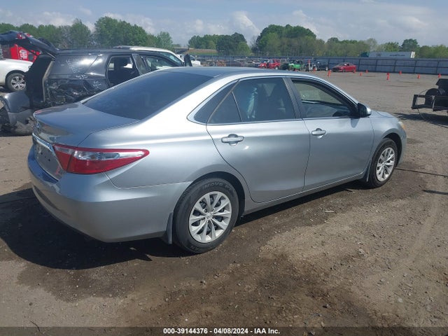 Toyota CAMRY LE 2015 4T4BF1FK2FR476176 Image 4