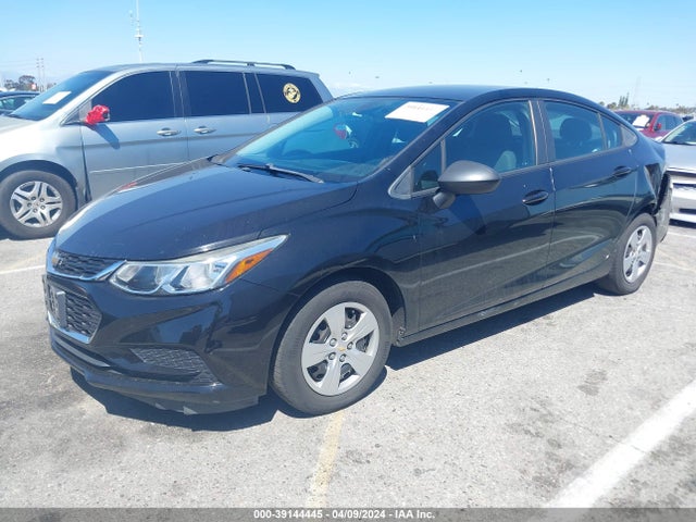 Chevrolet Cruze Ls Auto 2017 1G1BC5SM0H7181352 Image 2