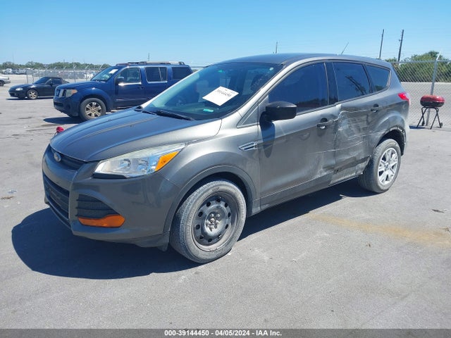 Ford ESCAPE S 2014 1FMCU0F78EUE49590 Image 2