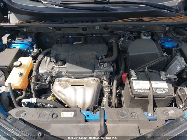 Toyota RAV4 LE 2018 JTMZFREV4JJ207999 Image 10