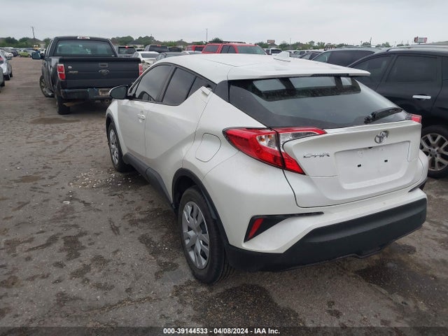 Toyota C-HR LE 2021 JTNKHMBX4M1120267 Image 3