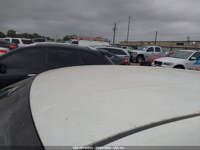 Toyota C-HR LE 2021 JTNKHMBX4M1120267 Image 6