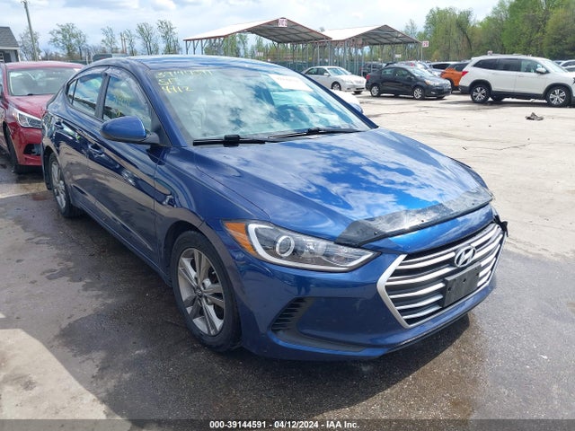 2017 5NPD84LF7HH190122 main image