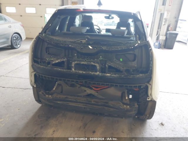 WBY1Z2C52FV556205 BMW I3