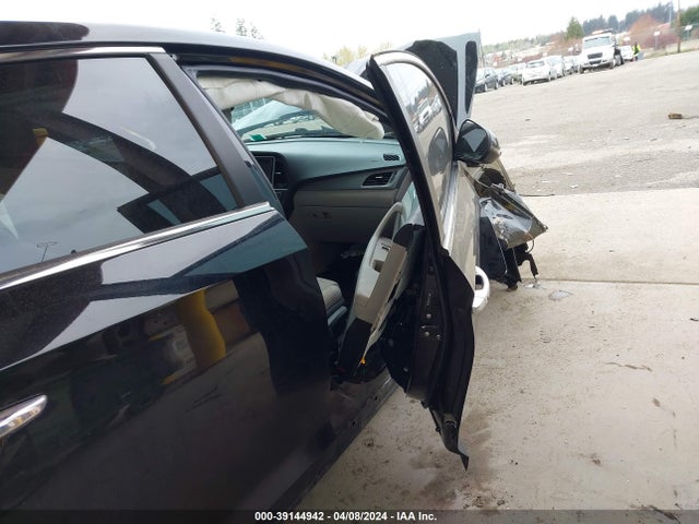Hyundai SONATA SEL 2018 5NPE34AF1JH631643 Image 17