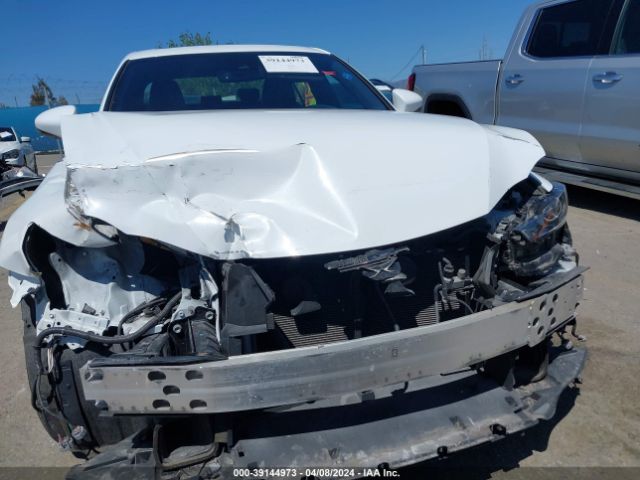 JTHBA1D27K5087357 Lexus IS 300