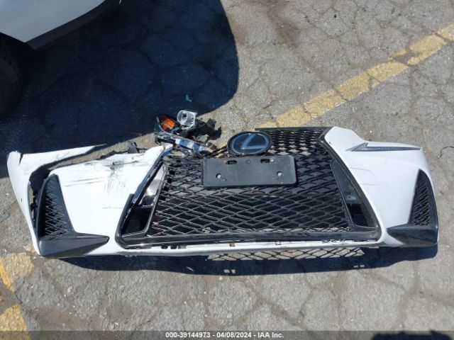 JTHBA1D27K5087357 Lexus IS 300
