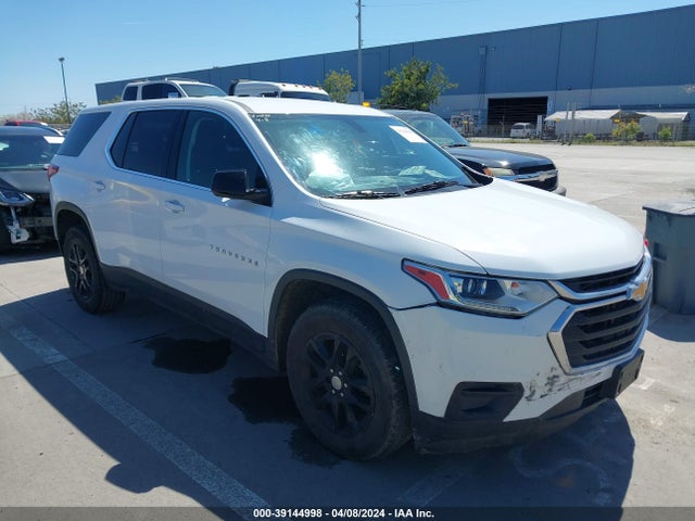 Chevrolet Traverse Ls 2019 1GNERFKW1KJ210174 main image