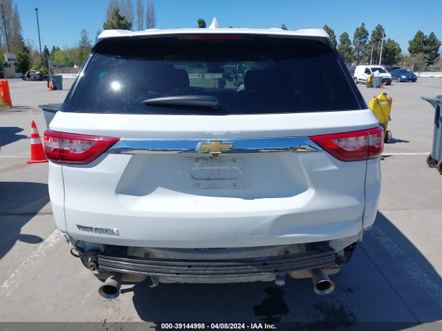Chevrolet Traverse Ls 2019 1GNERFKW1KJ210174 Image 17