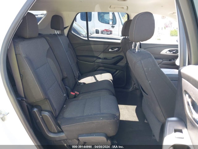 Chevrolet Traverse Ls 2019 1GNERFKW1KJ210174 Image 8