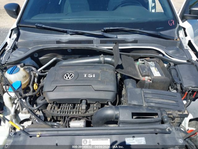 3VWD17AJ2GM328118 Volkswagen Jetta 1.8t Sport
