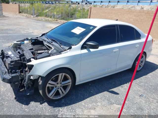 3VWD17AJ2GM328118 Volkswagen Jetta 1.8t Sport