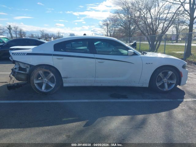 2C3CDXHG8JH119332 Dodge Charger Sxt Plus Rwd
