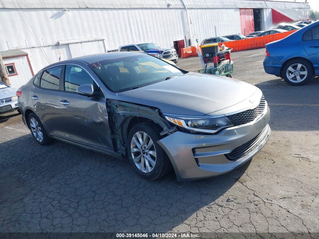 2017 5XXGT4L32HG137714 главное изображение