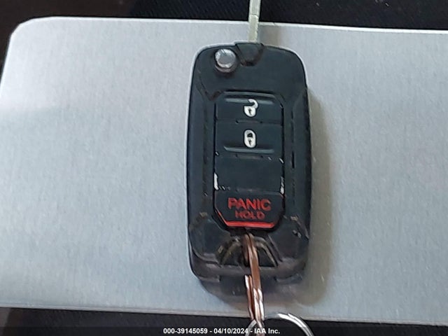 Jeep Renegade Latitude 2015 ZACCJABT9FPB45600 Image 11