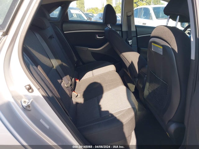Hyundai ELANTRA GT 2016 KMHD35LH3GU324517 Image 8