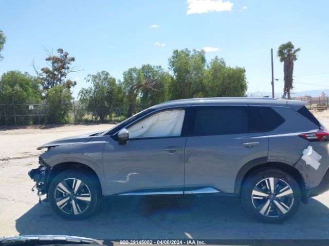 JN8BT3DC2PW101106 Nissan Rogue Platinum Fwd