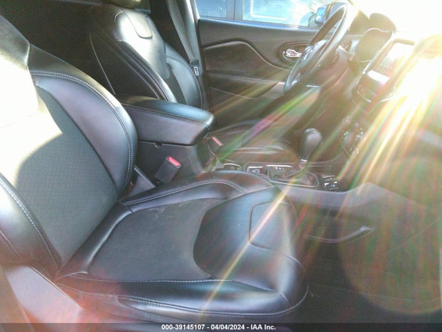 1C4PJLLXXKD110393 Jeep Cherokee Latitude Plus Fwd