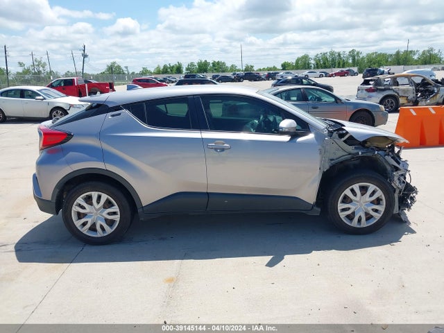 Toyota C-HR LE 2020 JTNKHMBX5L1071899 Image 14