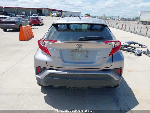 Toyota C-HR LE 2020 JTNKHMBX5L1071899 Image 17