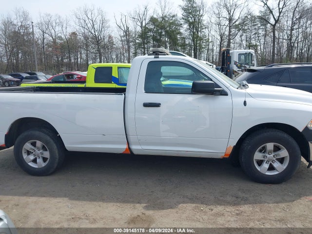 3C6JR6DG1JG225388 RAM 1500 Tradesman Regular Cab 4x2 8' Box