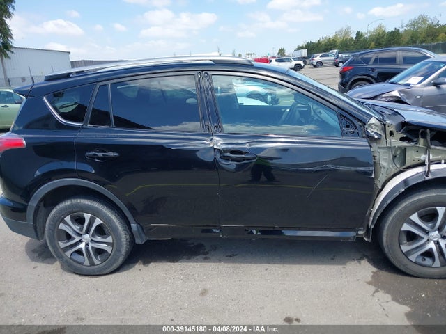 Toyota RAV4 LE 2018 2T3ZFREV6JW456998 Image 14