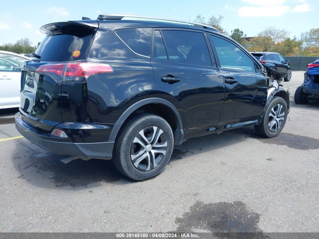 Toyota RAV4 LE 2018 2T3ZFREV6JW456998 Image 4