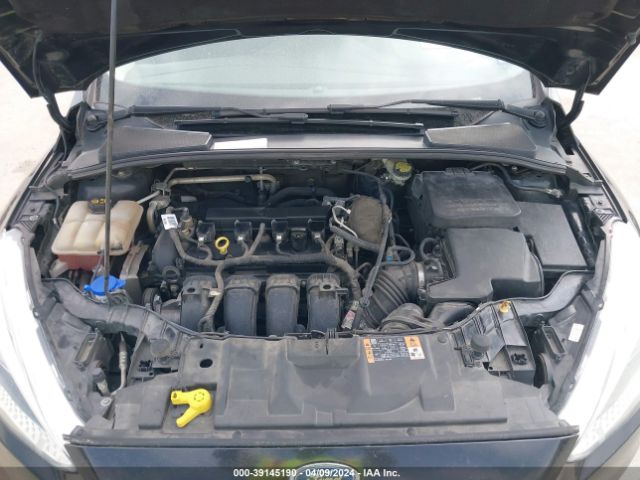1FADP3K26FL288293 Ford FOCUS SE