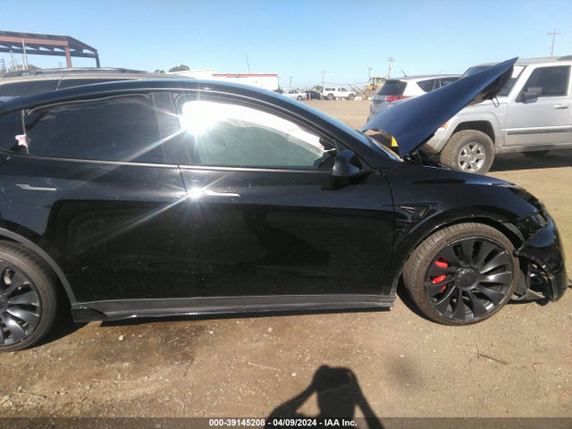 7SAYGDEF9PF826850 Tesla Model Y Awd/performance Dual Motor All-wheel Drive