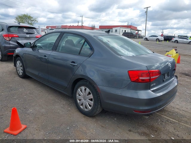 3VW2K7AJ8FM418604 Volkswagen Jetta 2.0l S