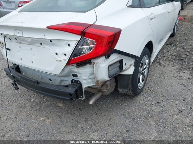 Honda Civic Lx 2018 2HGFC2F6XJH581935 Image 21