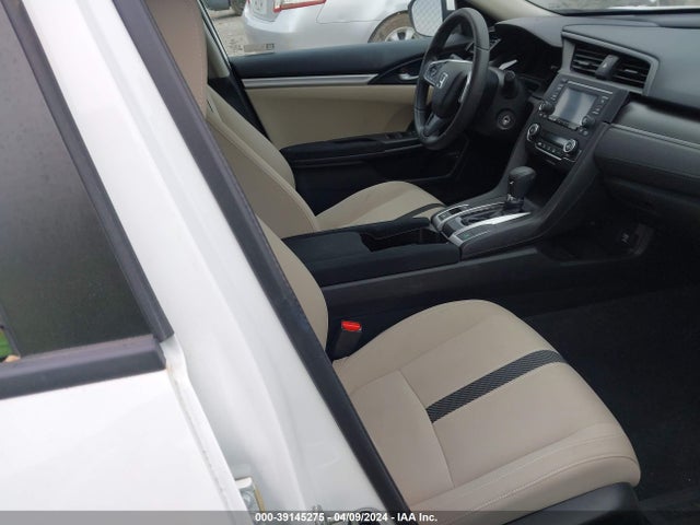 Honda Civic Lx 2018 2HGFC2F6XJH581935 Image 5