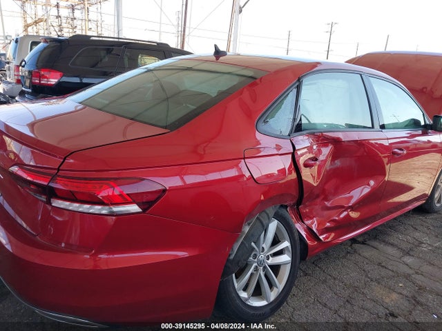 1VWAA7A36LC019588 Volkswagen Passat 2.0t S