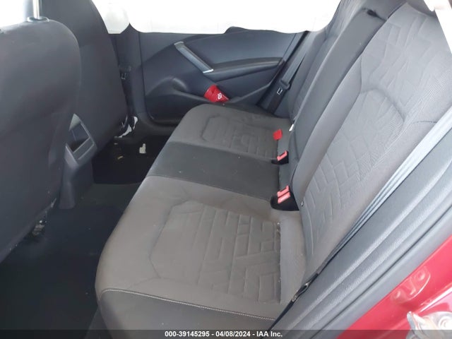 1VWAA7A36LC019588 Volkswagen Passat 2.0t S