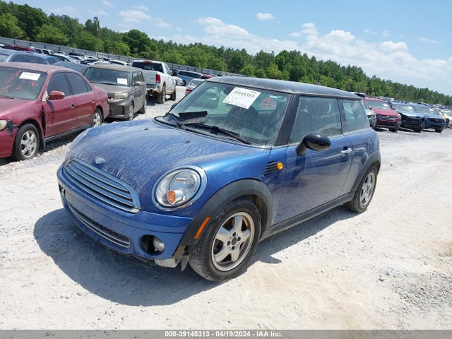 2009 MINI COOPER WMWMF33539TW73429 Photo 1