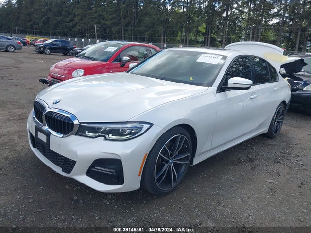 BMW 330I 2022 3MW5R1J04N8C55566 Image 2