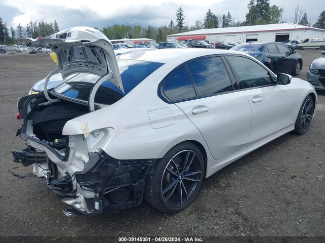 BMW 330I 2022 3MW5R1J04N8C55566 Image 4