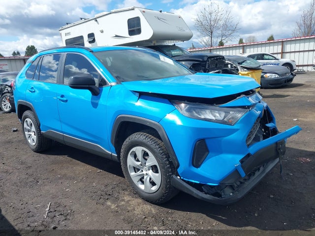 Toyota RAV4 LE 2019 JTMF1RFV4KJ007173 Image 1