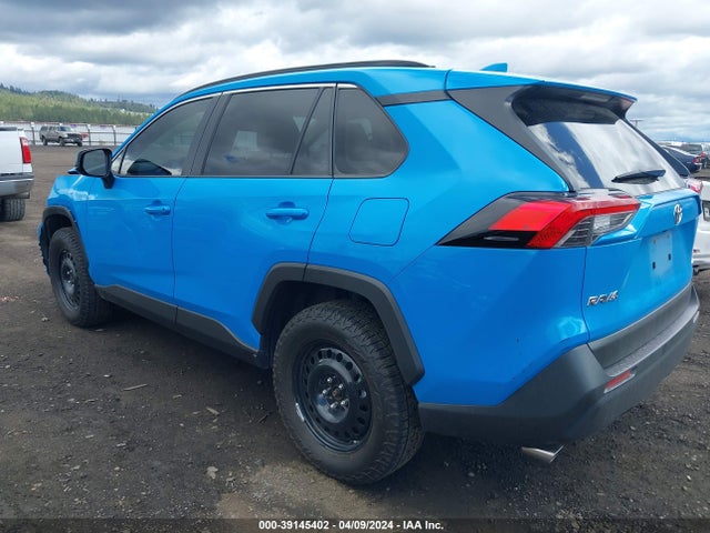 Toyota RAV4 LE 2019 JTMF1RFV4KJ007173 Image 3