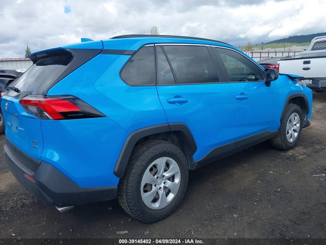 Toyota RAV4 LE 2019 JTMF1RFV4KJ007173 Image 4