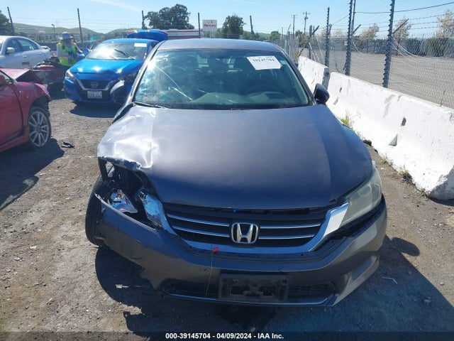 Honda Accord 2015 1HGCR2F32FA104848 Image 24