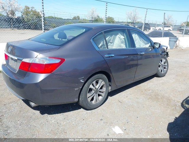 Honda Accord 2015 1HGCR2F32FA104848 Image 17