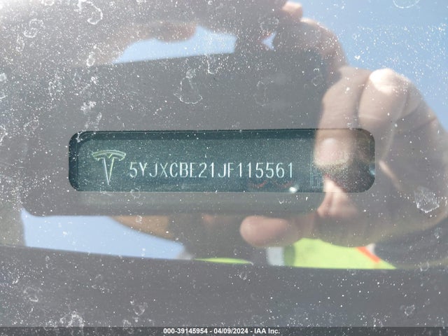 2018 TESLA MODEL X 5YJXCBE21JF115561 Photo 8