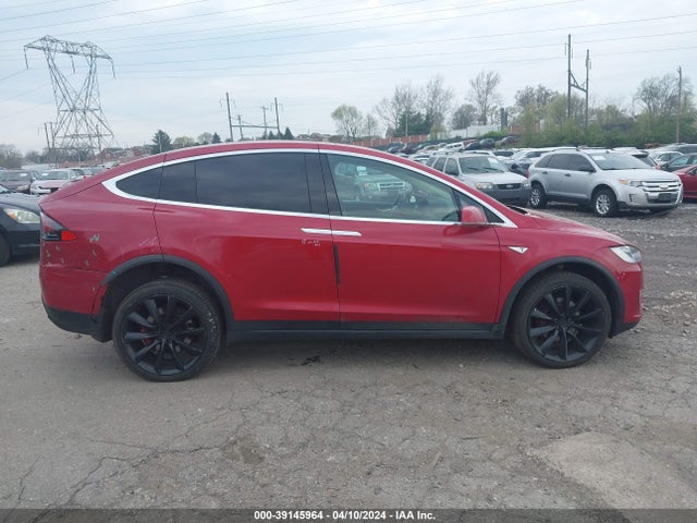 Tesla Model X 60d/p100d/p90d 2016 5YJXCAE48GF003876 Image 13