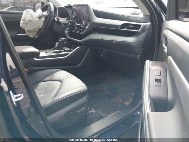 Toyota Highlander Xle 2023 5TDKDRBH4PS022451 Image 5