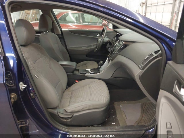 39146054 :رقم المزاد ، 5NPEB4AC2CH378456 vin ، 2012 Hyundai Sonata Gls مزاد بيع