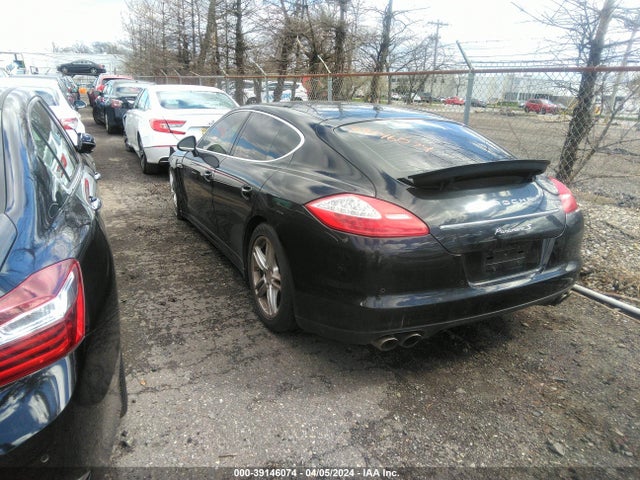 2011 PORSCHE PANAMERA WP0AB2A79BL060589 Photo 2